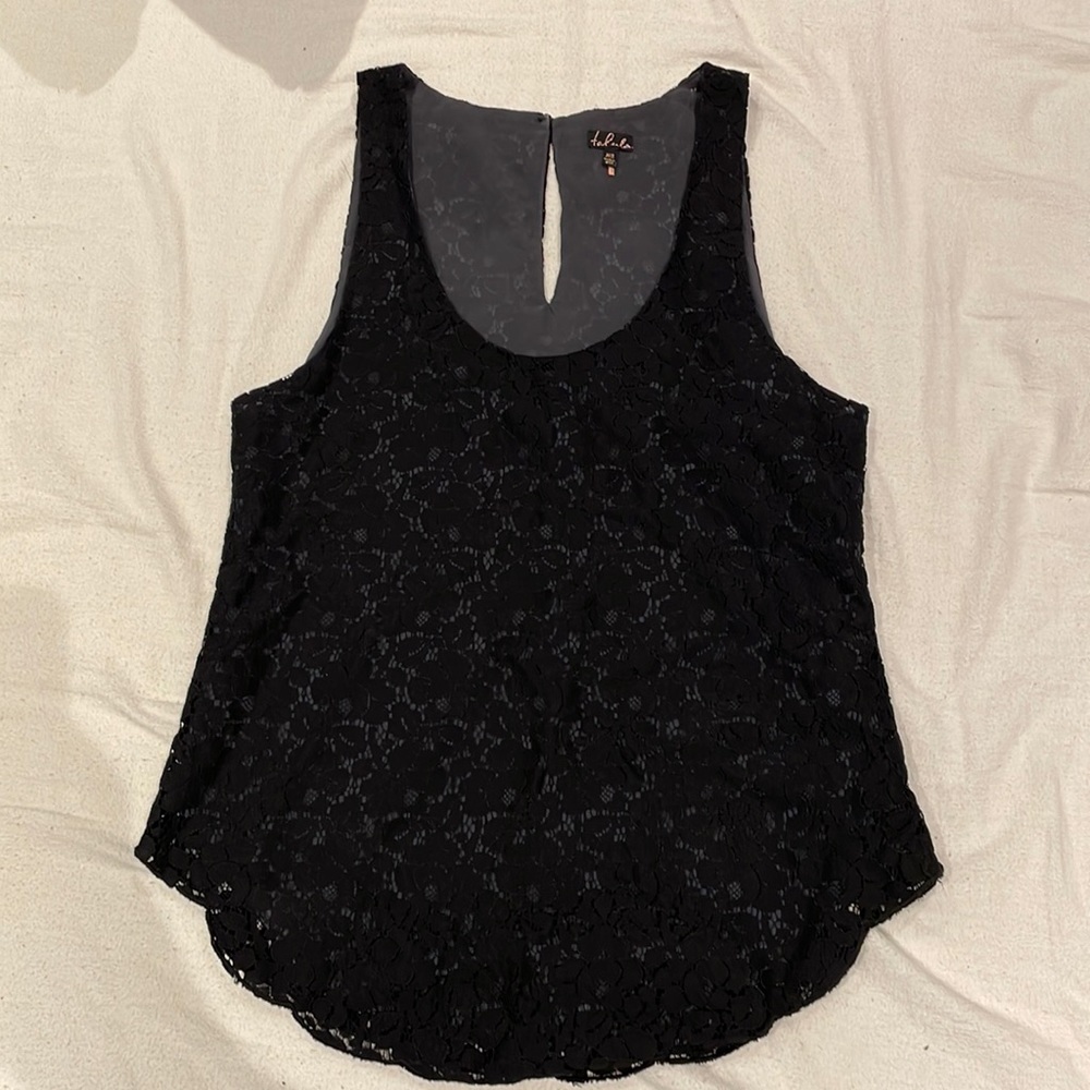 Aritzia Talula black lace top